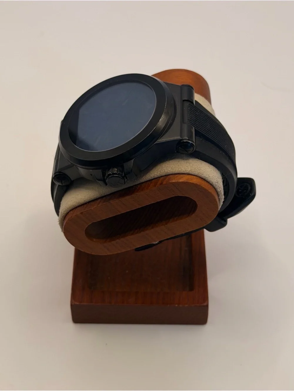 Michael Kors Smart Watch,‎ Black, Charger Included, Silicone Band